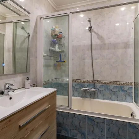 Coqueto Piso En Apartamento *